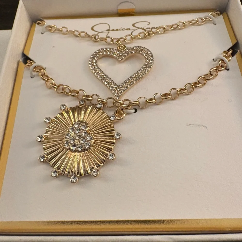 NEW Jessica Simpson Heart Necklace Set